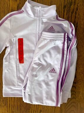 Girl's Adidas Tracksuit Purple 6 6T